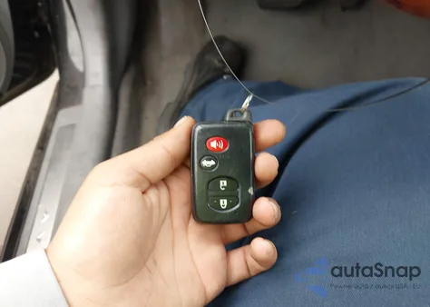 2006 Toyota Avalon Limited z USA, uszkodzony, nr VIN 4T1BK36B36U126508